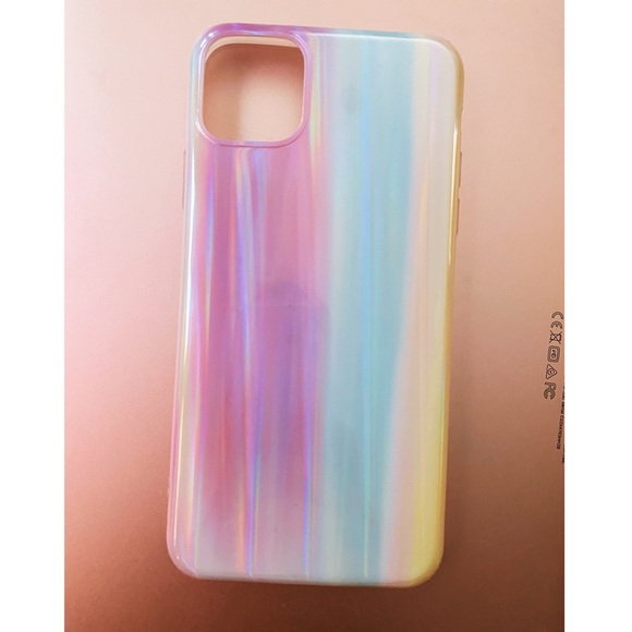 Accessories - Iridescent iphone 11 max pro case